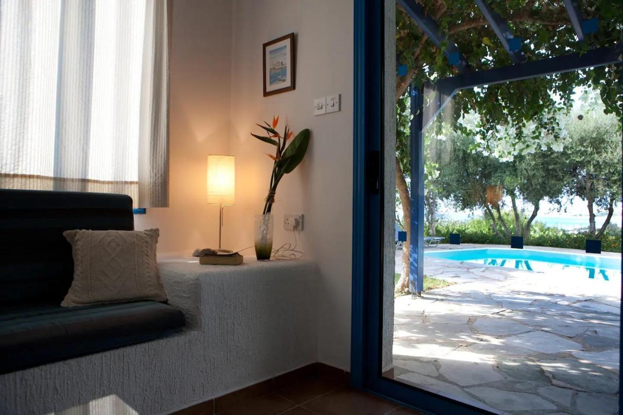 Banana Sunset Villas Paphos Bagian luar foto