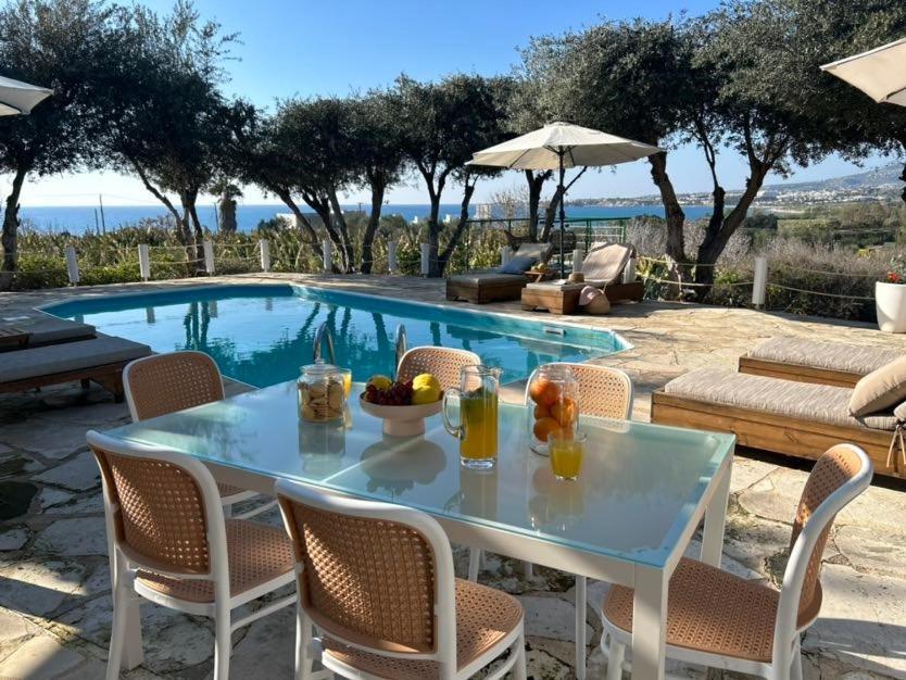 Banana Sunset Villas Paphos Bagian luar foto